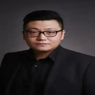 万建凤